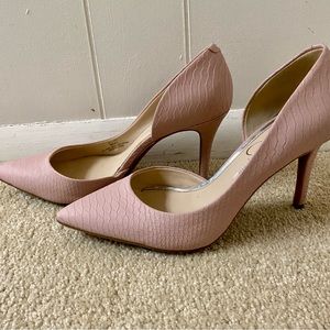 Jessica Simpson blush crocodile pumps